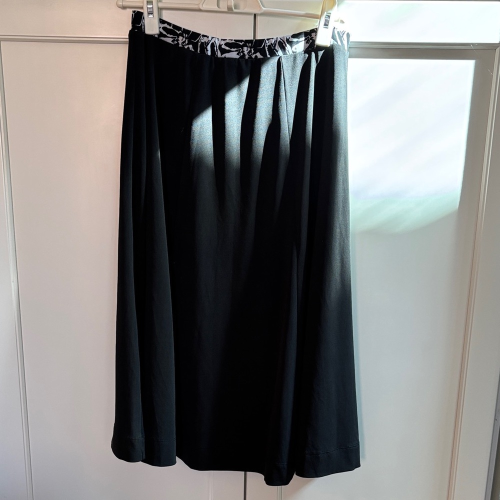 TravelSmith 4 Piece Black & White Set Pants, Skirt, Top Jacket Sz S - Picture 8 of 10